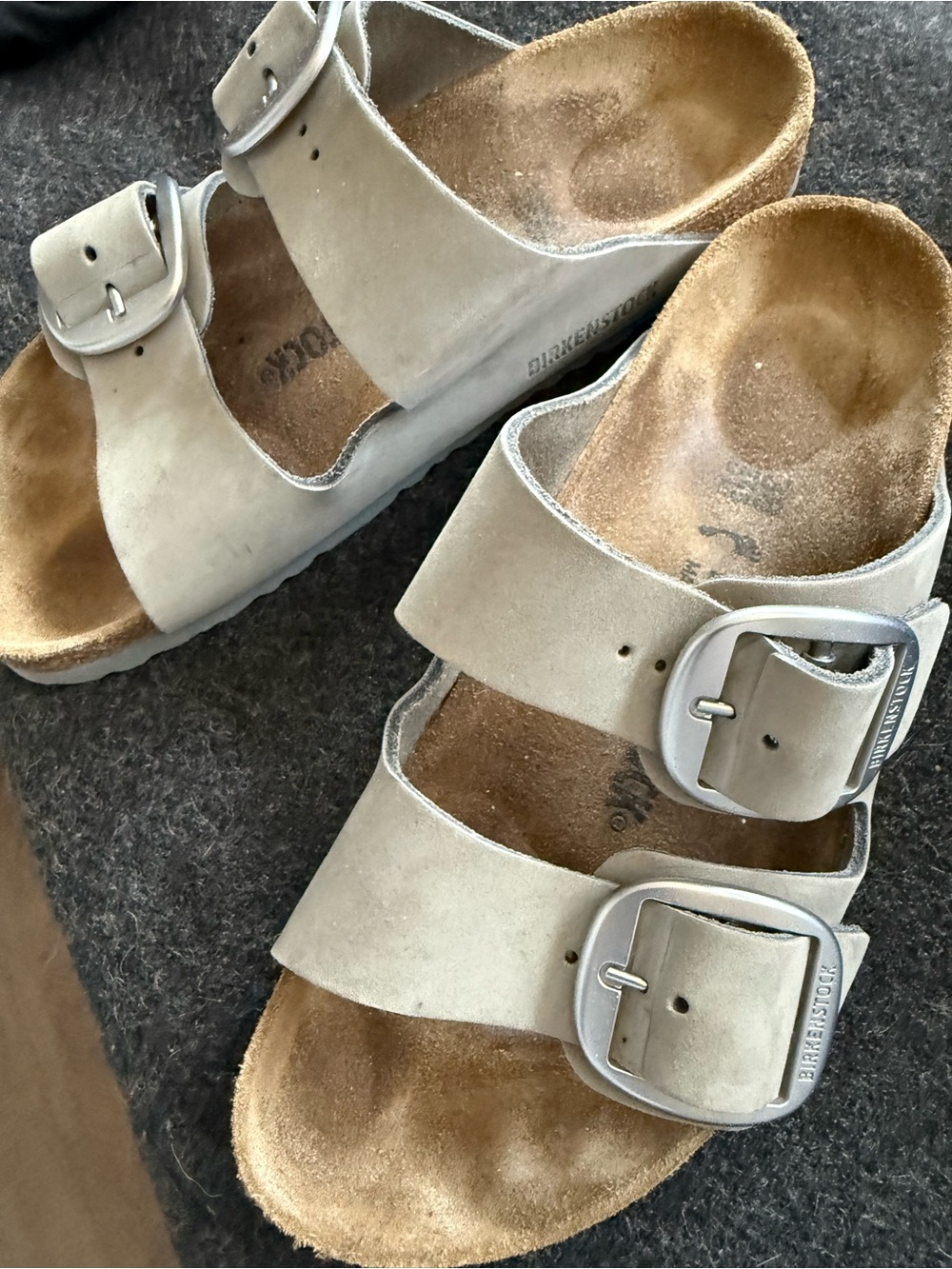 Birkenstock Arizona Suede Big Buckle Sandals in Dove Gray Size EU 38/ 7-7.5